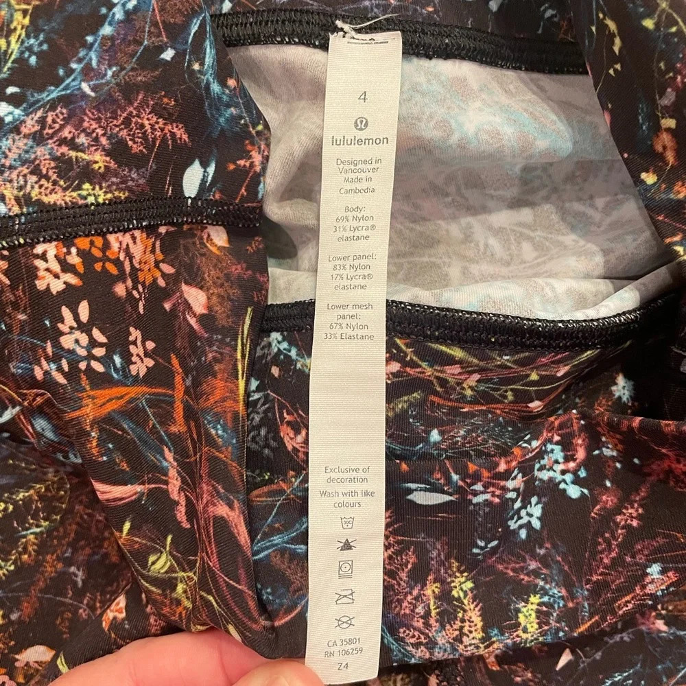 Lululemon Wunder Under Scalloped Crop Leggings Size 4 - Picture 7 of 9